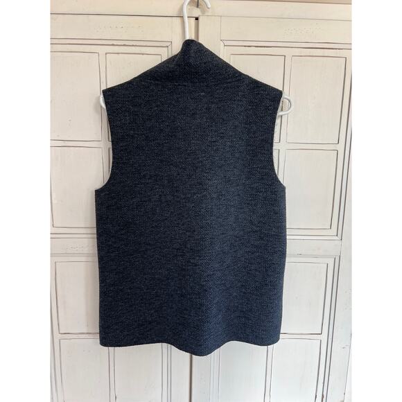Dylan size small women’s faux fur lined charcoal gray vest - Picture 3 of 4